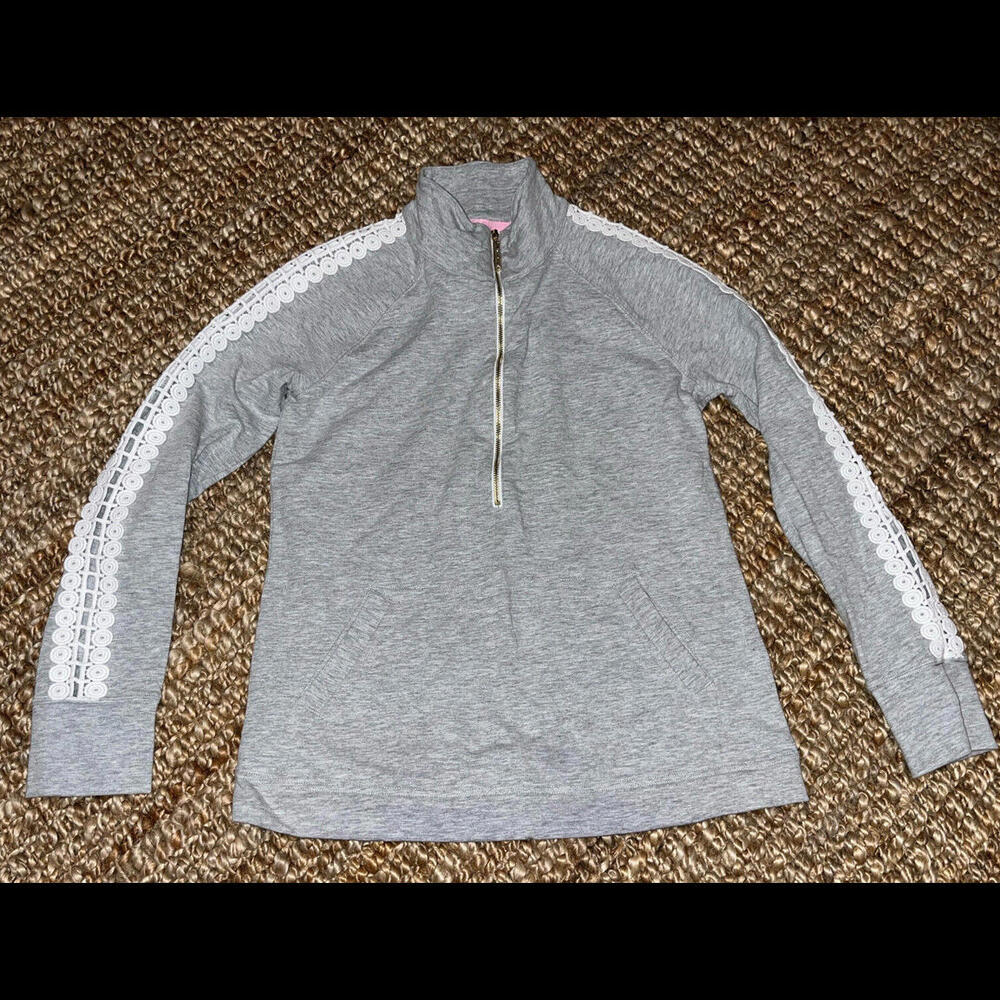 Lilly Pulitzer SZ XS Gray Skipper Popover Sweatshirt Peek-A-Boo Lace Sleeve